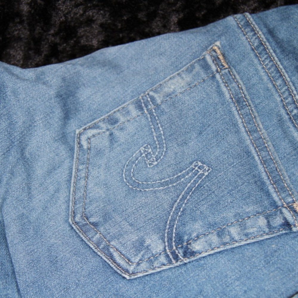 AG Jeans Stilt Cigarette Crop Size 24 - Picture 4 of 10